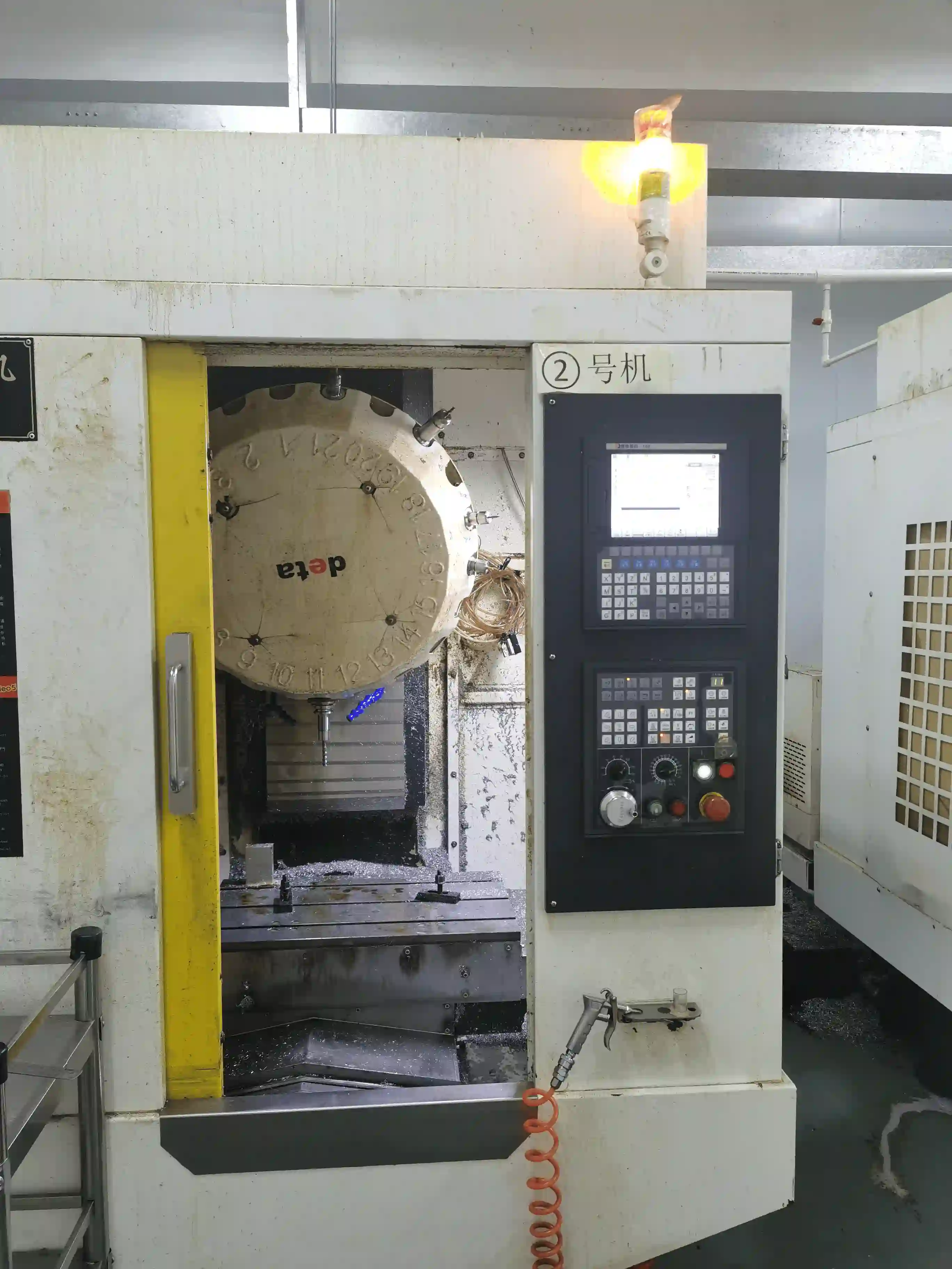 CNC Tapping Machine