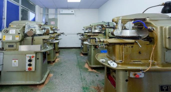 Assembly and inspection area